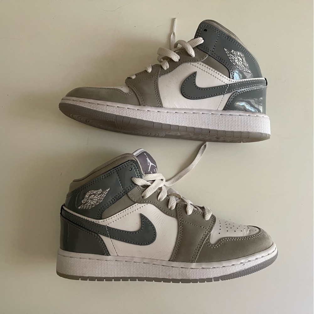 Nike Air Jordan 1 MID SE Cool Grey